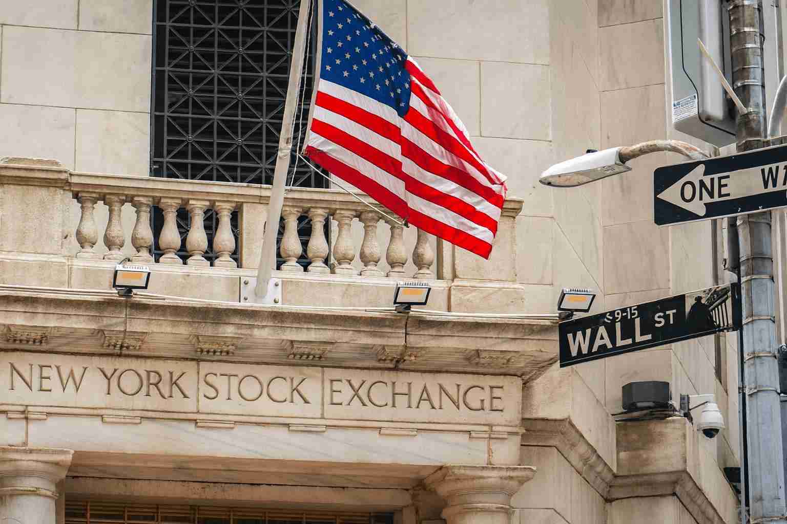 纽约证券交易所停摆期间推出四只新的现货加密货币 ETF，震惊市场