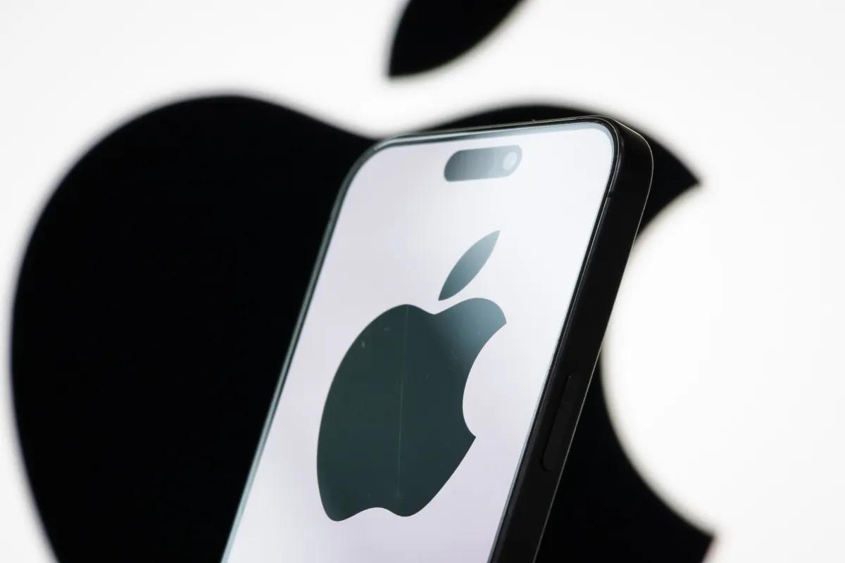 Apple洽谈付费引入新闻内容，强化Siri AI